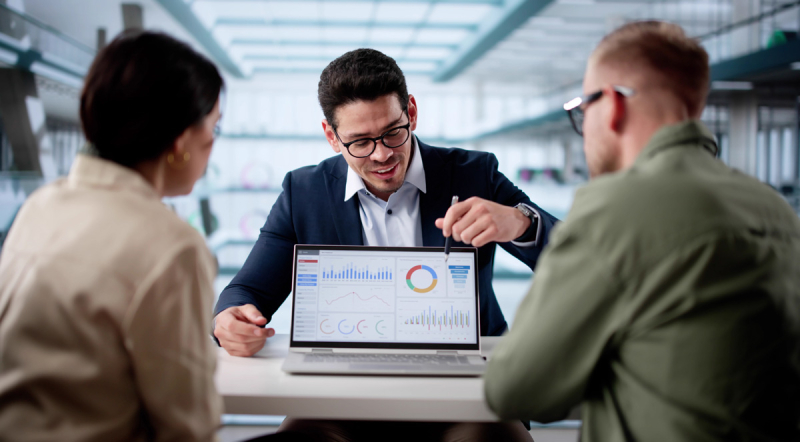 financial-advisor-inco